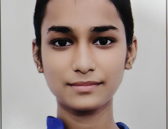 यूपी बोर्ड की परीक्षा में न्यू पब्लिक इंटर कालेज के छात्राओं ने लहराया परचम