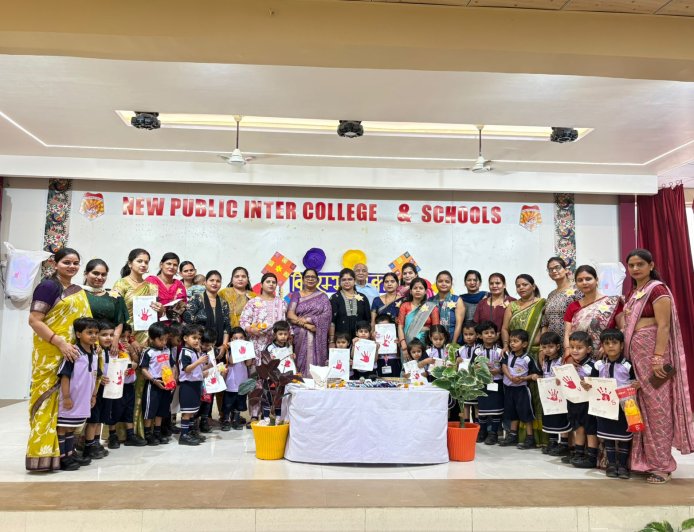 बच्चों को संस्कारवान बनानें में माताओं की अहम् भूमिका : जी डी यादव प्रबंधक