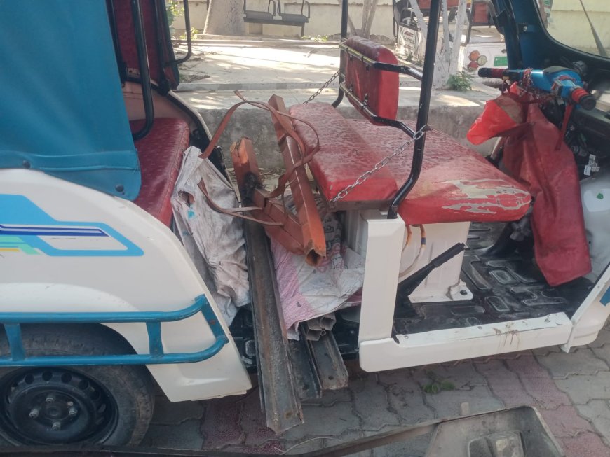 चोरी का सामान बेचते तीन संदिग्ध को दबोचा