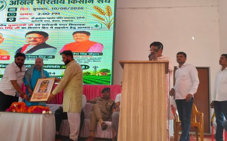 खेती के साथ व्यापार अपनाकर ही किसान कर सकते हैं आर्थिक तरक्की : डॉ. प्रदीप सिंह चौहान