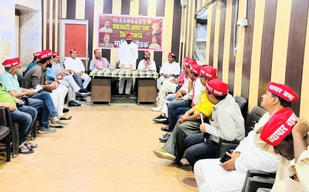 हर बूथ पर पांच नए मतदाता जोड़ने का अभियान चलाएगी समाजवादी व्यापार सभा