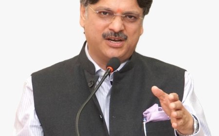 अधिवक्ताओं को 5 लाख का कैशलेस बीमा, डॉ. राजेश्वर ने सीएम का जताया आभा